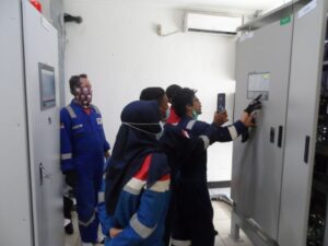 3-phase UPS systems Suppliers in Pakistan Karachi